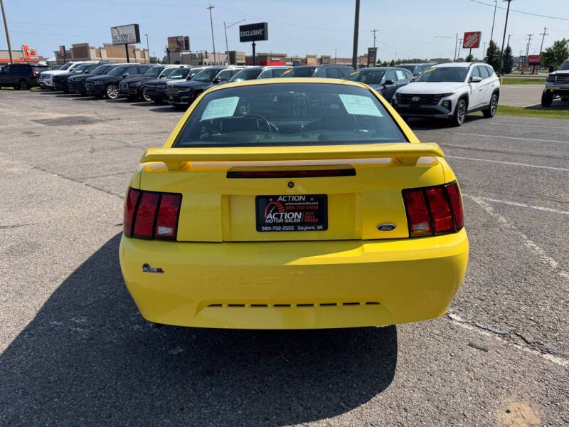 2002 Ford Mustang