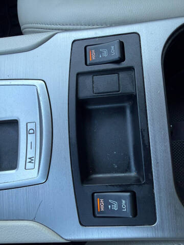 2011 Subaru Outback 2.5i Limited