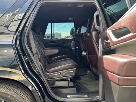 2022 Cadillac Escalade Sport Platinum