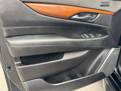 2020 Cadillac Escalade ESV Luxury