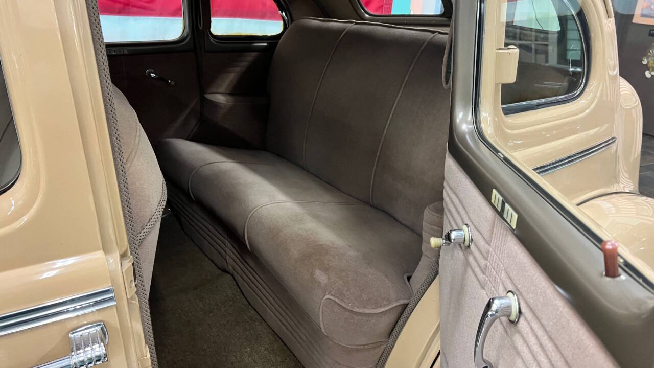 1938 Buick Special 19