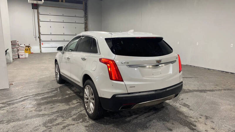 2018 Cadillac XT5 Platinum