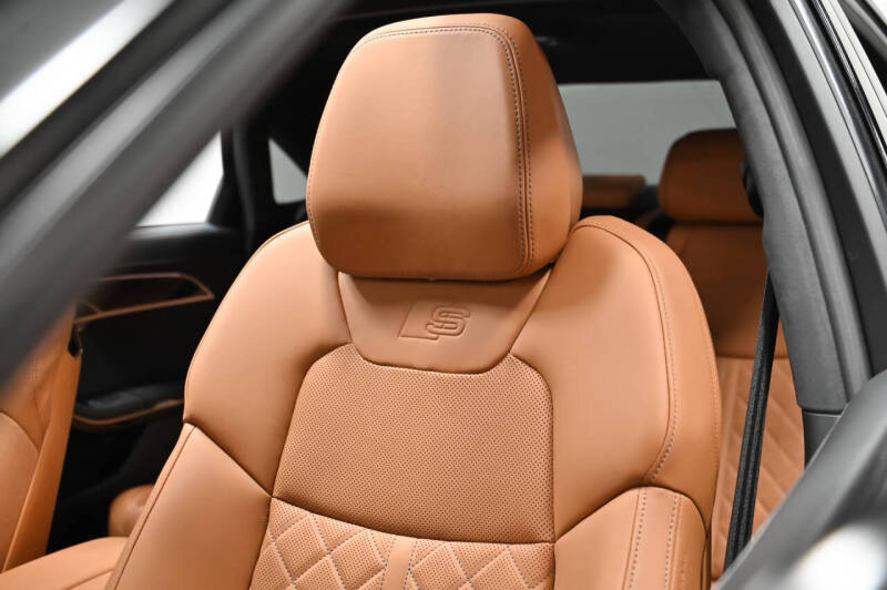 2022 Audi S8 4.0T quattro