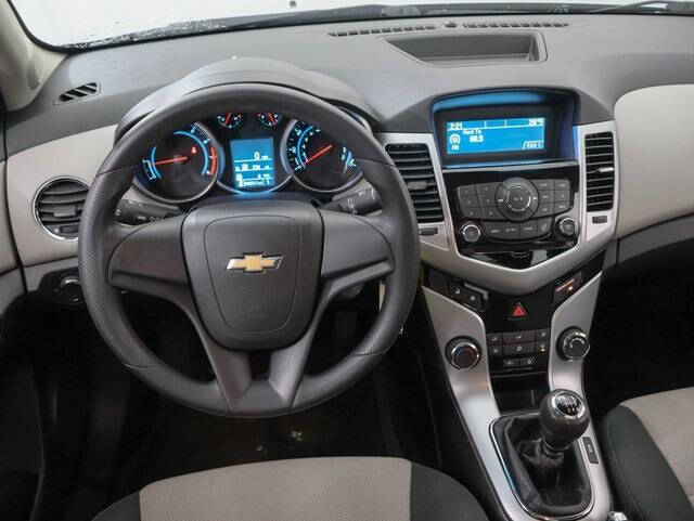 2012 Chevrolet Cruze LS