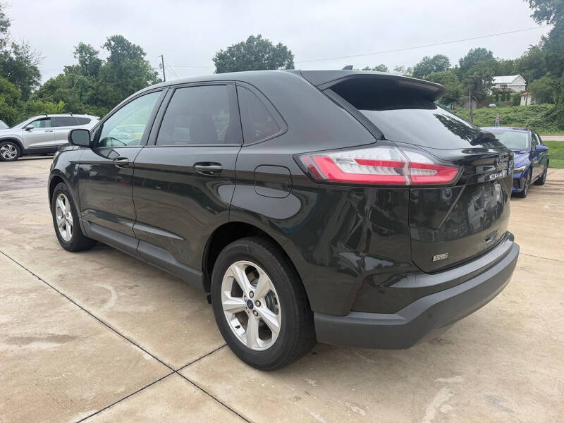 2022 Ford Edge SE