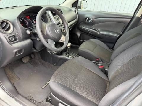 2013 Nissan Versa 1.6 SV