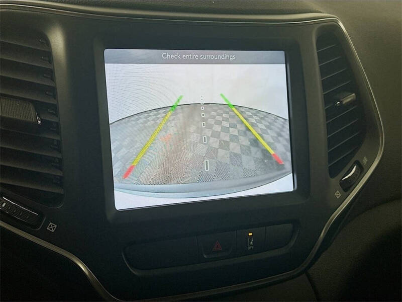 2022 Jeep Cherokee X