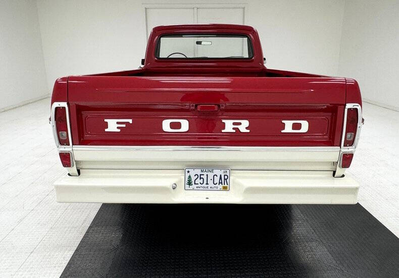 1969 Ford F-100
