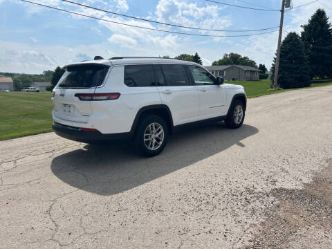 2022 Jeep Grand Cherokee L Laredo