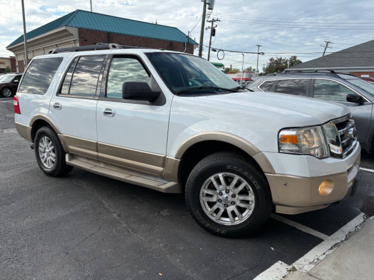 2012 Ford Expedition for sale at RJ AUTO OF FARMINGTON HILLS in Farmington Hills, MI