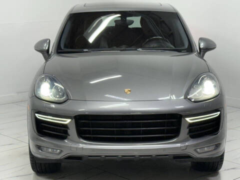 2016 Porsche Cayenne GTS