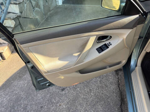 2009 Toyota Camry LE