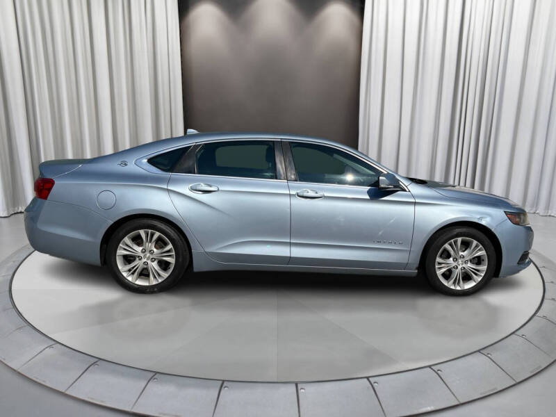 2014 Chevrolet Impala 1LT photo 2