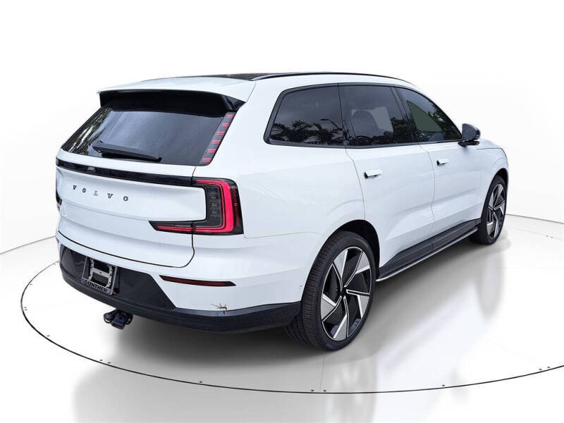 2025 Volvo EX90 Twin Performance Plus 6P