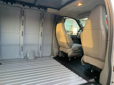 2016 Chevrolet Express 2500