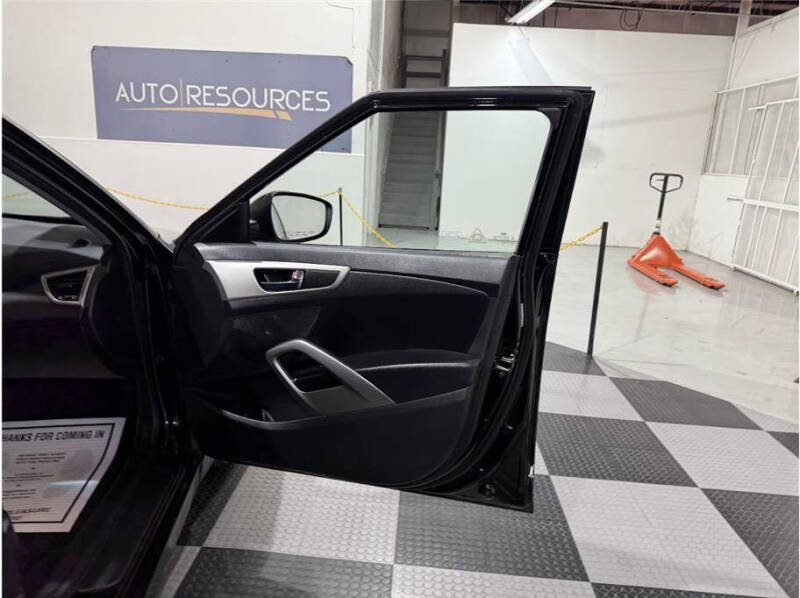 2016 Hyundai Veloster