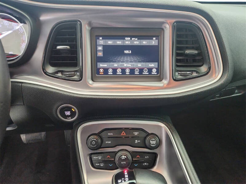 2019 Dodge Challenger SXT