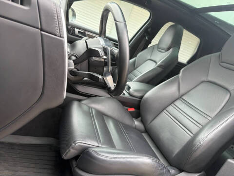 2021 Porsche Cayenne GTS