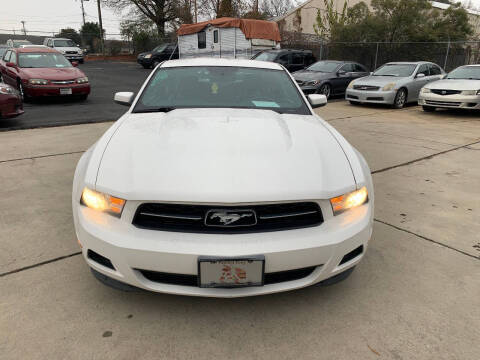 2012 Ford Mustang V6 Premium