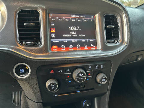 2013 Dodge Charger SXT