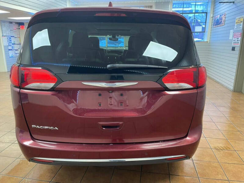2018 Chrysler Pacifica Touring L Plus
