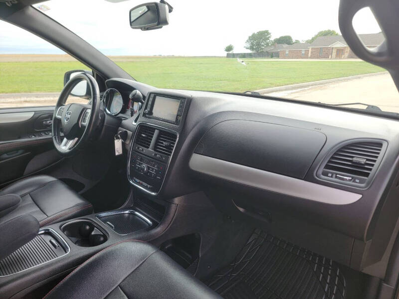 2017 Dodge Grand Caravan GT