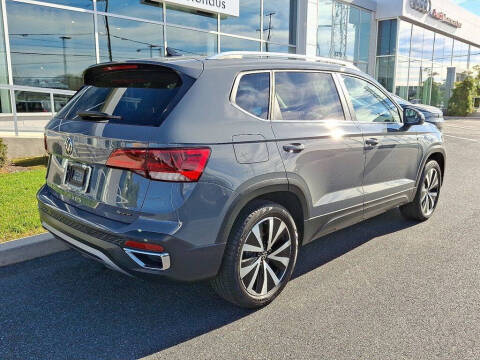 2022 Volkswagen Taos SE 4Motion