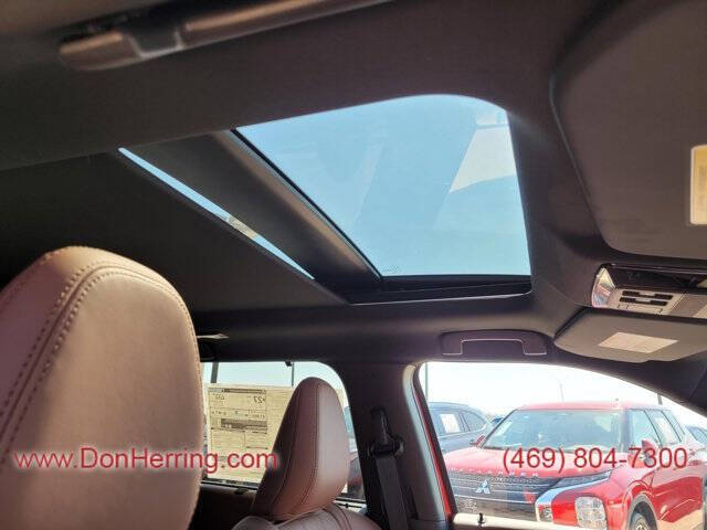 2025 Mitsubishi Outlander SEL