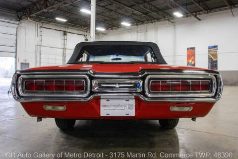 1965 Ford Thunderbird