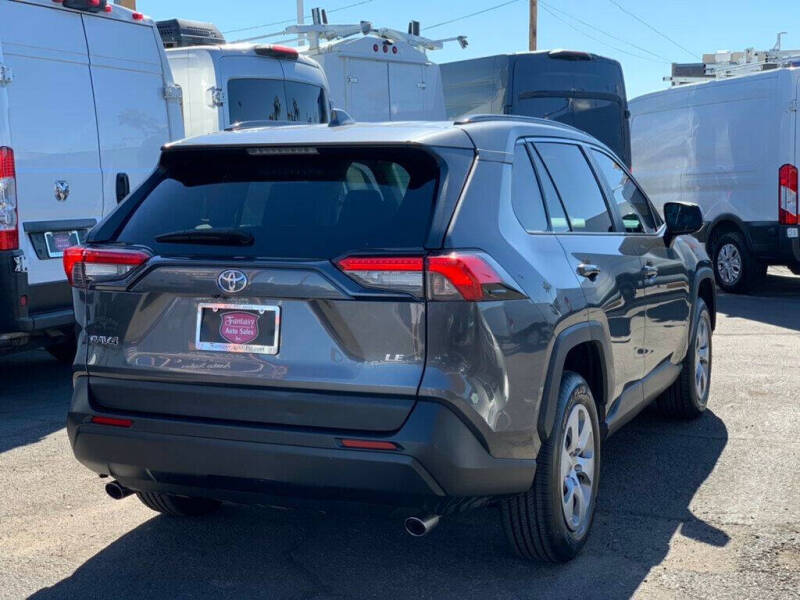 2021 Toyota RAV4 LE