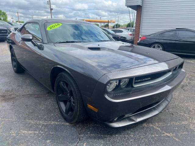 2014 Dodge Challenger SXT Plus