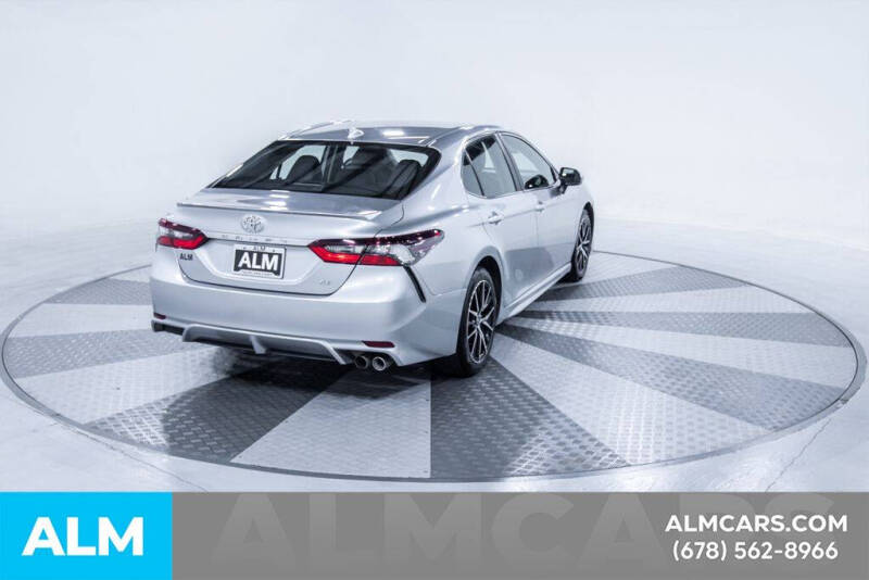 2023 Toyota Camry SE