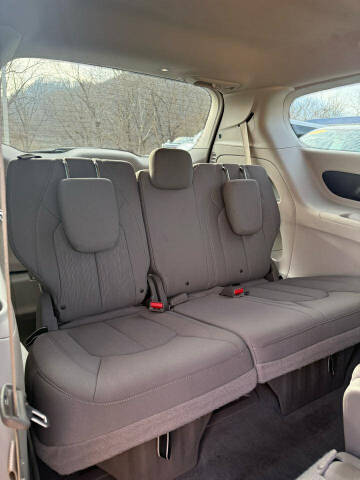 2021 Chrysler Pacifica Touring