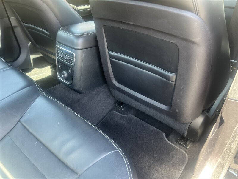 2012 Dodge Charger SXT Plus