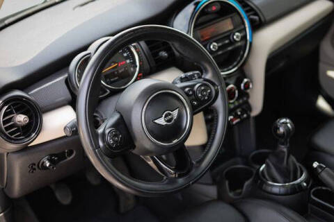 2016 MINI Hardtop 2 Door Cooper