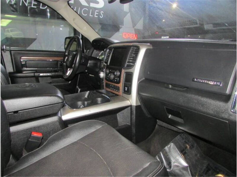 2016 RAM 1500 Laramie