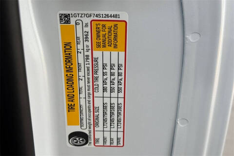 2025 GMC Savana 3500