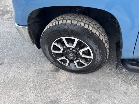 2019 Toyota Tundra SR5