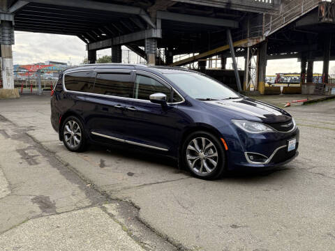 2017 Chrysler Pacifica Limited