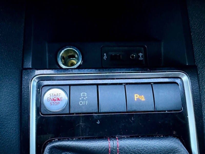 2017 Volkswagen Jetta 2.0T GLI