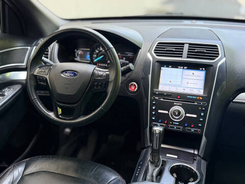 2017 Ford Explorer Sport