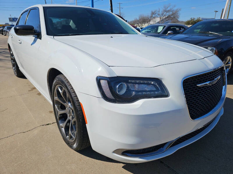 2018 Chrysler 300 for sale at DFW Car Mart in Arlington TX