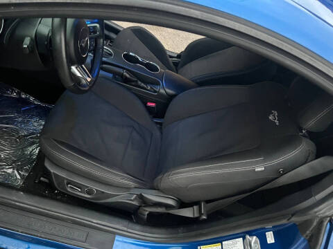 2017 Ford Mustang EcoBoost Premium