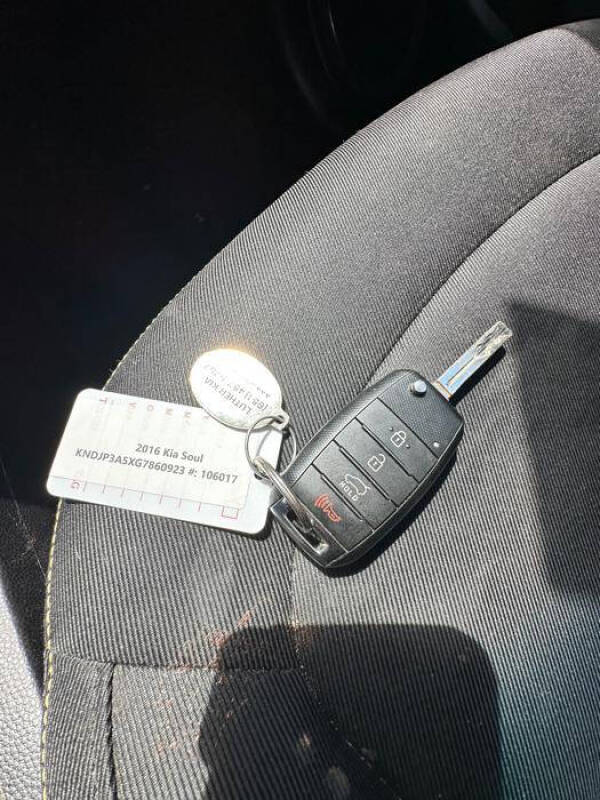 2016 Kia Soul +