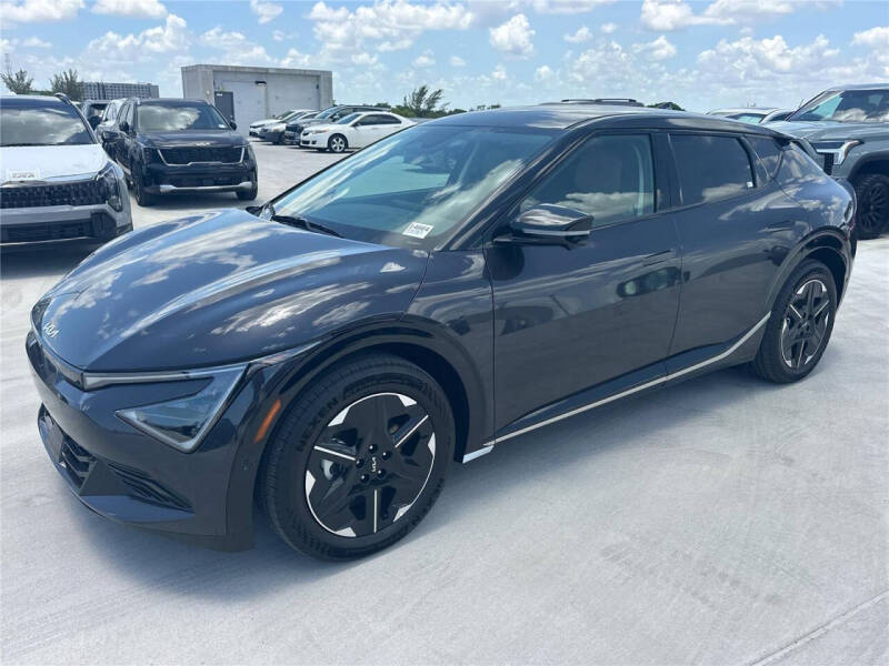 2026 Kia EV6 Wind