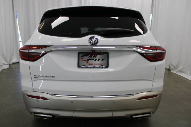2020 Buick Enclave Essence