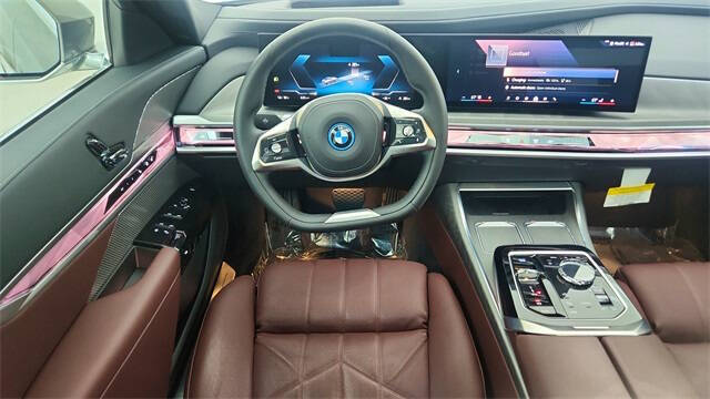 2025 BMW i7 eDrive50