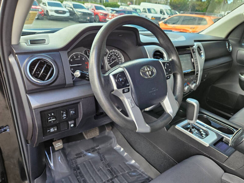 2016 Toyota Tundra SR5