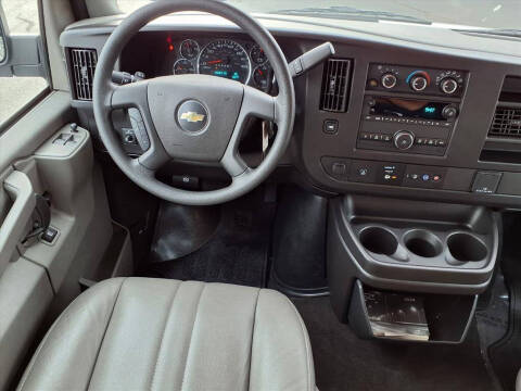 2024 Chevrolet Express LS 3500