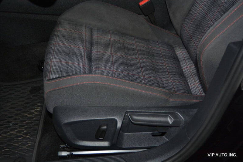 2023 Volkswagen Golf GTI S